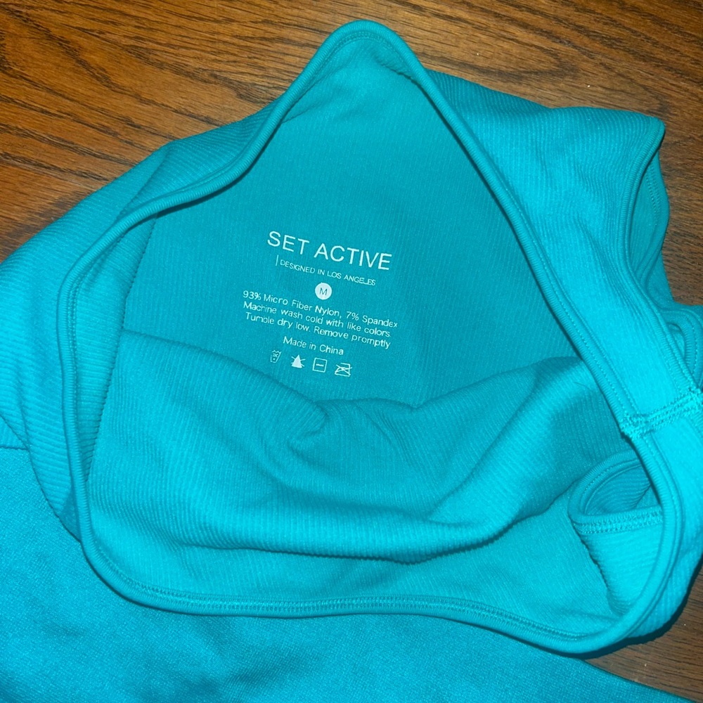 One-Shoulder Sculptflex Ribbed Set - Picture 5 of 5
